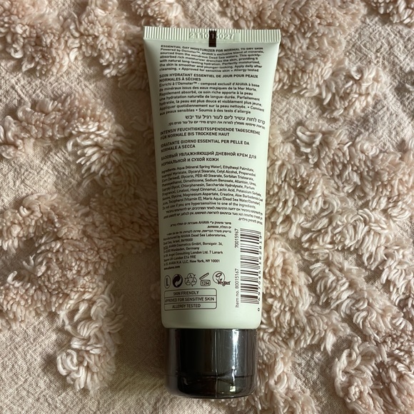 AHAVA Essential Day Moisturizer 75ml - Picture 2 of 8